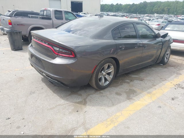 2016 Dodge CHARGER SXT — фото 4