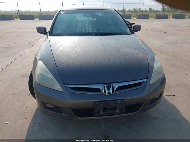 HONDA ACCORD 3.0 EX - 6