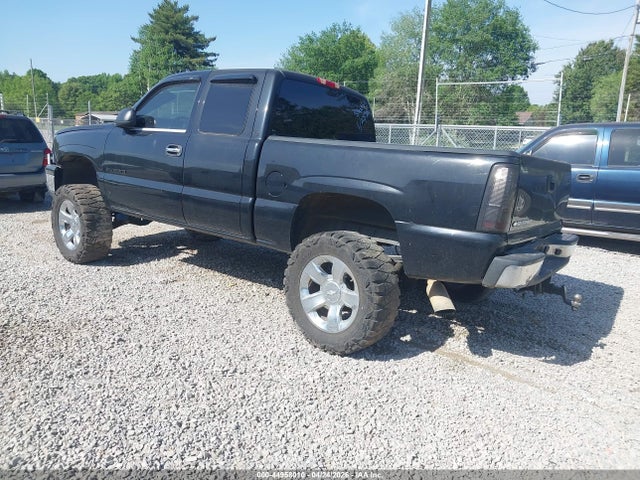 CHEVROLET SILVERADO 1500 - 3