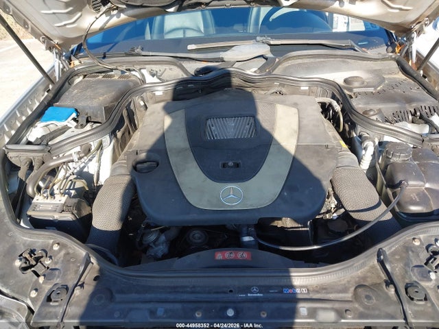 MERCEDES-BENZ E-CLASS - 10