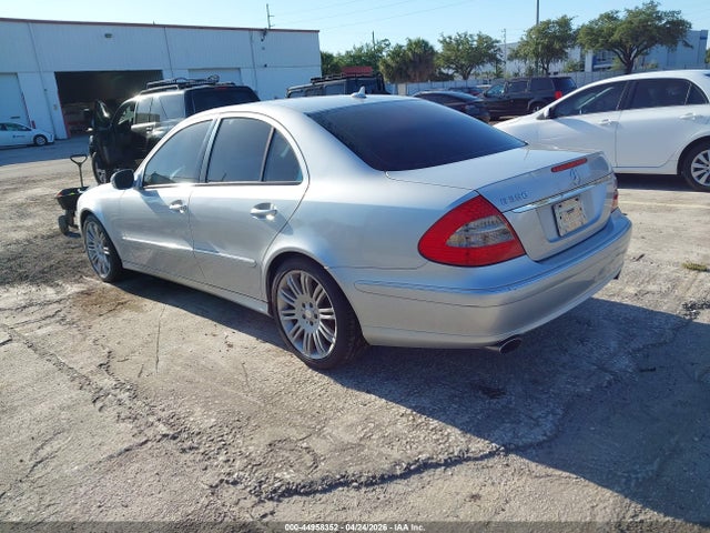 MERCEDES-BENZ E-CLASS - 3