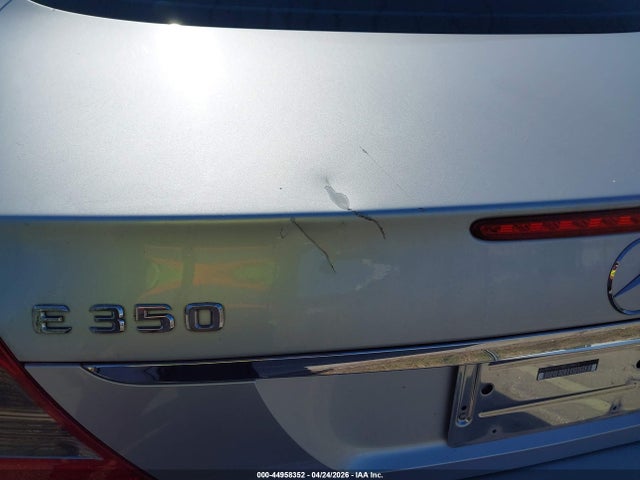 MERCEDES-BENZ E-CLASS - 6