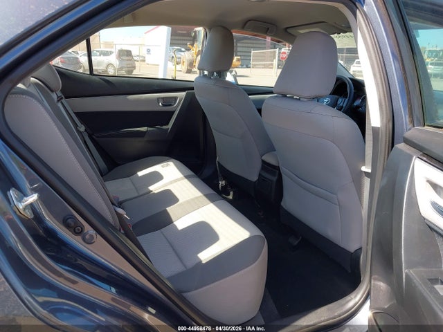 2017 Toyota COROLLA LE photo 8