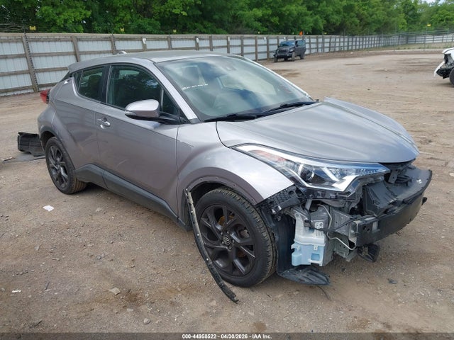 2019 TOYOTA C-HR XLE