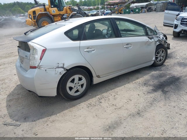 صورة 4 لـ 2011 Toyota PRIUS THREE