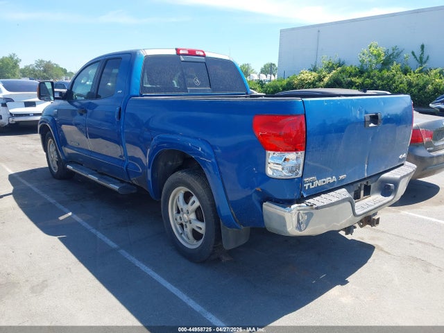 TOYOTA TUNDRA - 3