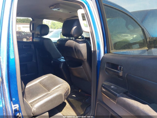 TOYOTA TUNDRA - 8
