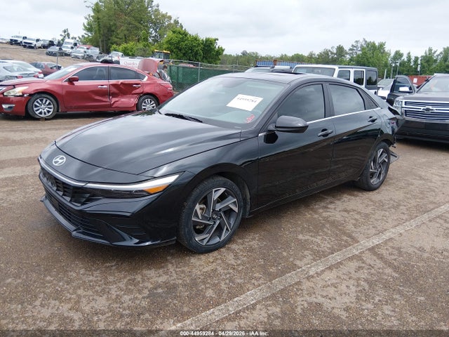 صورة 2 لـ 2024 Hyundai ELANTRA SEL