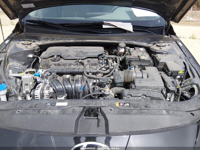 HYUNDAI ELANTRA - 10