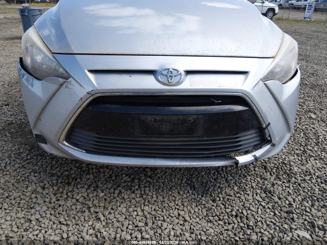 2017 Toyota YARIS IA — фото 18