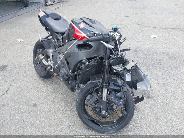 2017 HONDA CBR1000 RA