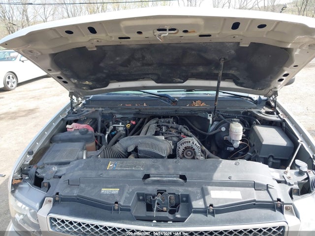 CHEVROLET AVALANCHE 1500 LTZ - 10