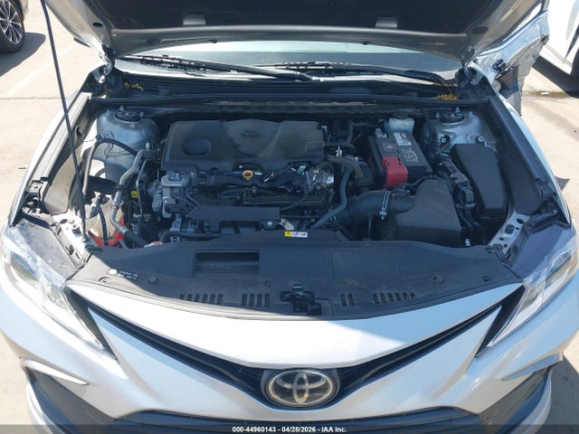صورة 10 لـ 2022 Toyota CAMRY LE