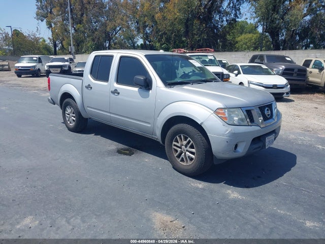 2016 NISSAN FRONTIER SV