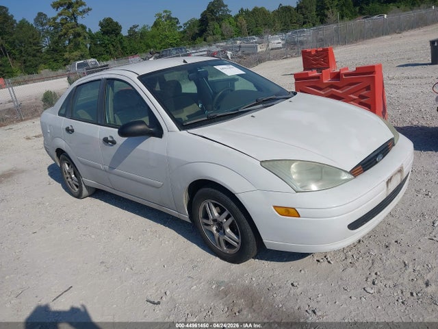 FORD FOCUS SE - 1