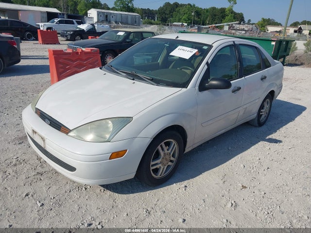 FORD FOCUS SE - 2