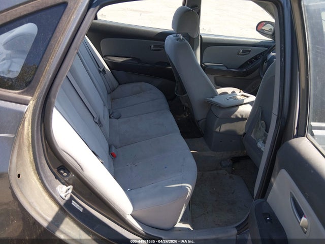 HYUNDAI ELANTRA GLS/SE - 8