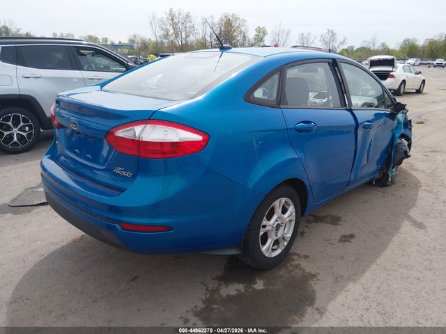 FORD FIESTA SE - 4