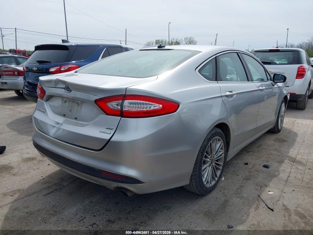 FORD FUSION SE - 4