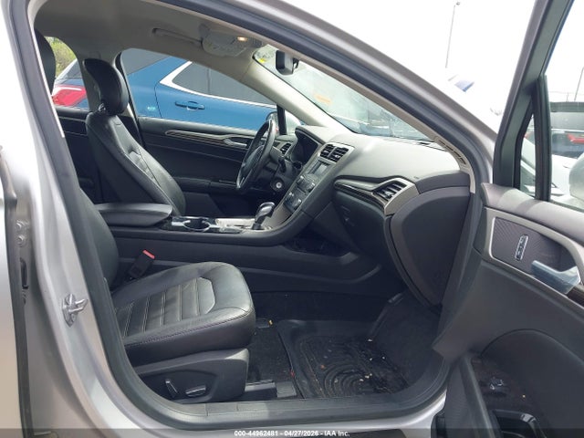 FORD FUSION SE - 5