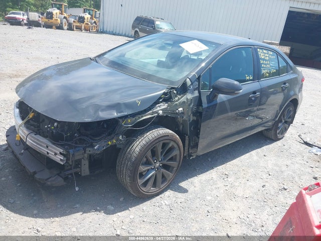 2025 Toyota COROLLA SE photo 2