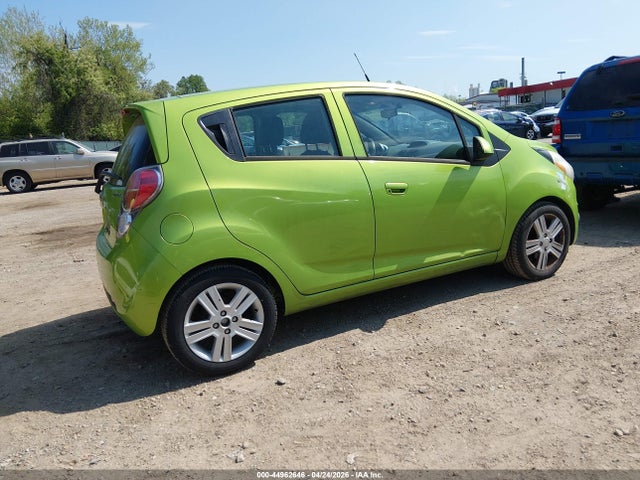 CHEVROLET SPARK 1LT AUTO - 4