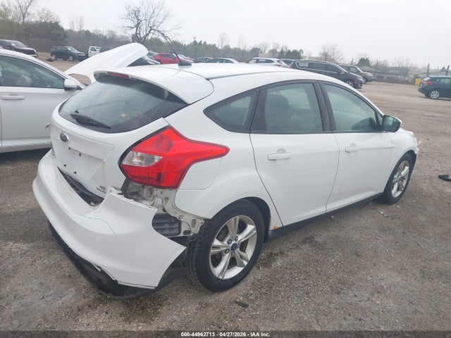 FORD FOCUS SE - 4