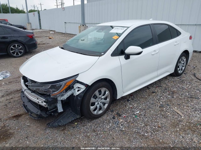2023 Toyota COROLLA LE photo 2