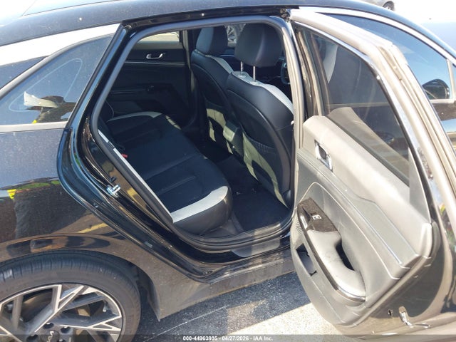 2025 KIA K5 GT-LINE photo 8