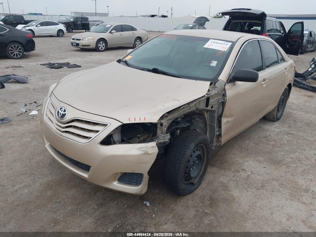 صورة 2 لـ 2011 Toyota CAMRY LE