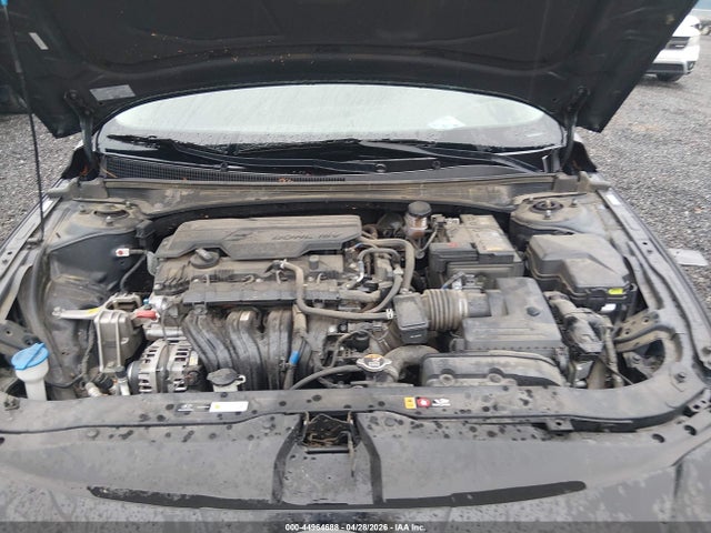 صورة 10 لـ 2024 Hyundai ELANTRA SEL