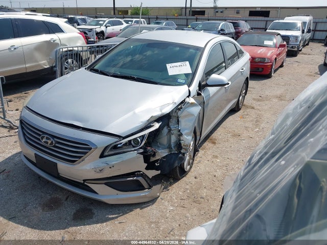 2017 Hyundai SONATA SE — фото 2