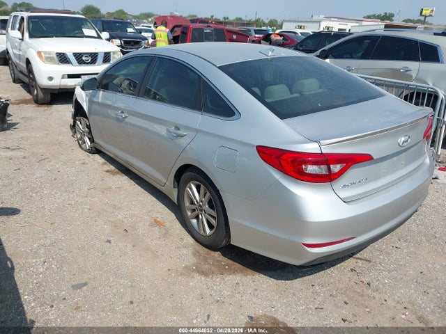 2017 Hyundai SONATA SE — фото 3