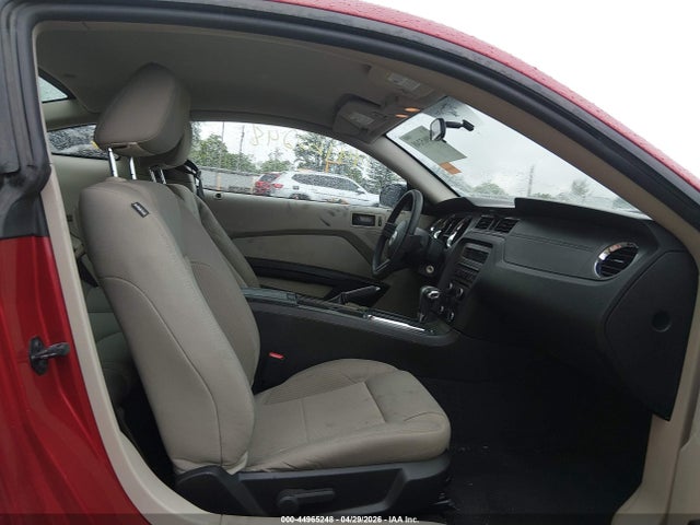 FORD MUSTANG V6 - 5