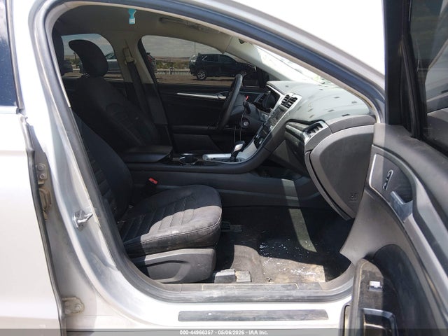 FORD FUSION SE - 5