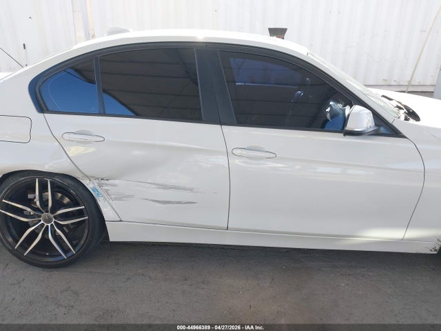 صورة مصغرة 14 لـ 2016 BMW 320I