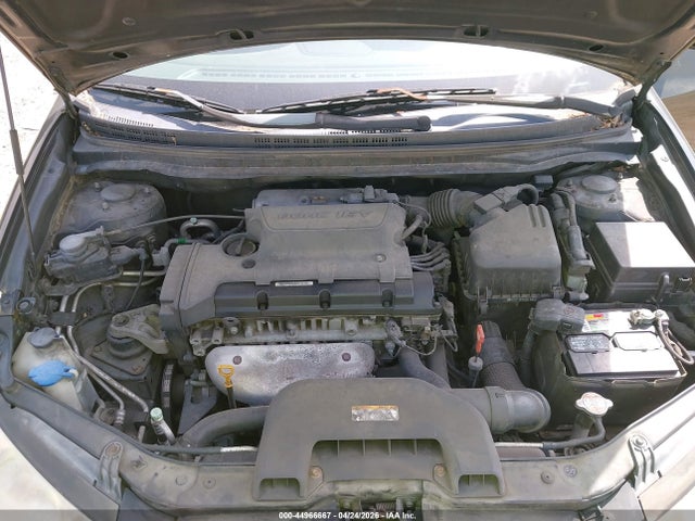 HYUNDAI ELANTRA GLS - 10