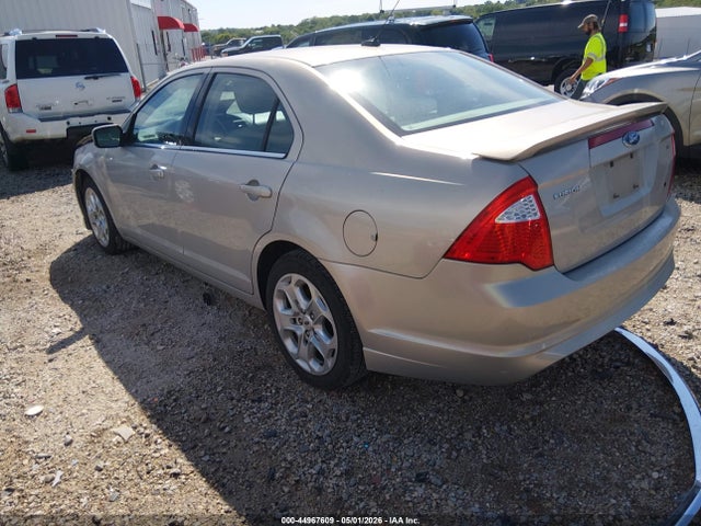 FORD FUSION SE - 3