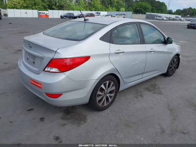 HYUNDAI ACCENT - 4