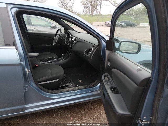 CHRYSLER 200 TOURING - 5
