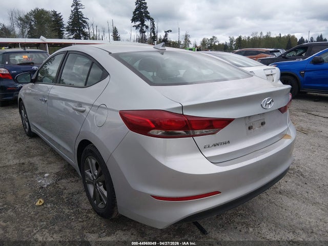 HYUNDAI ELANTRA - 3