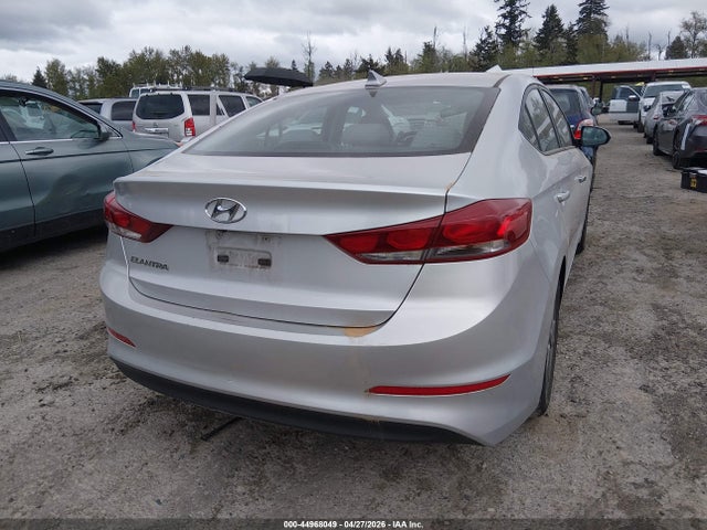 HYUNDAI ELANTRA - 4