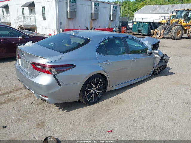 صورة 4 لـ 2022 Toyota CAMRY SE