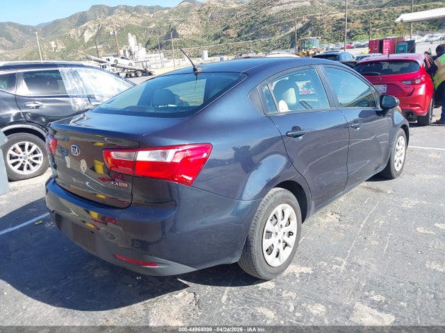 KIA RIO - 4