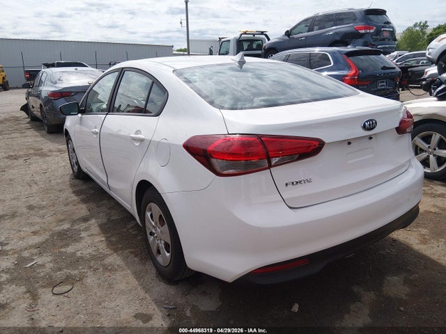 صورة 3 لـ 2017 KIA FORTE LX