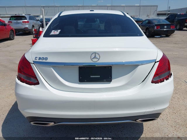 2017 MERCEDES-BENZ C 300 17