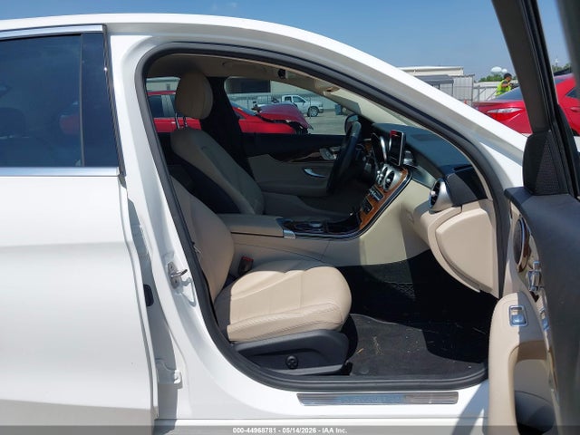 2017 MERCEDES-BENZ C 300 5