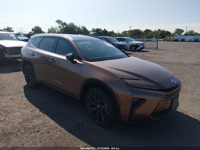 2025 TOYOTA CROWN LIMITED