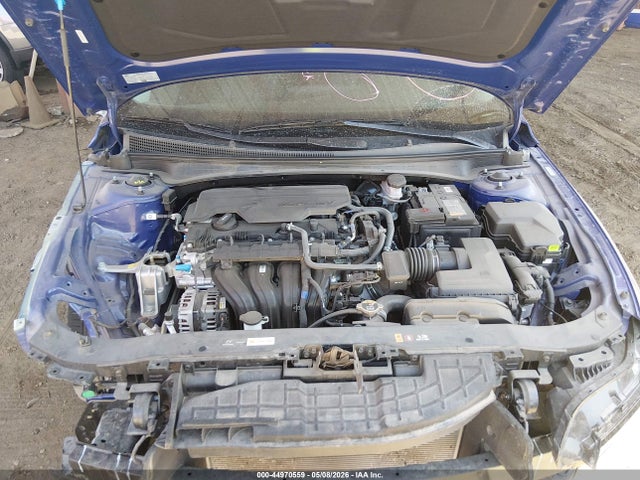 صورة 10 لـ 2025 Hyundai ELANTRA LIMITED