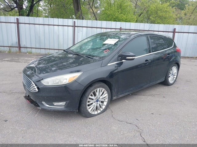 FORD FOCUS TITANIUM - 2